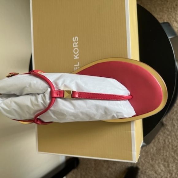 New Michael Kors sandals - Picture 5 of 5